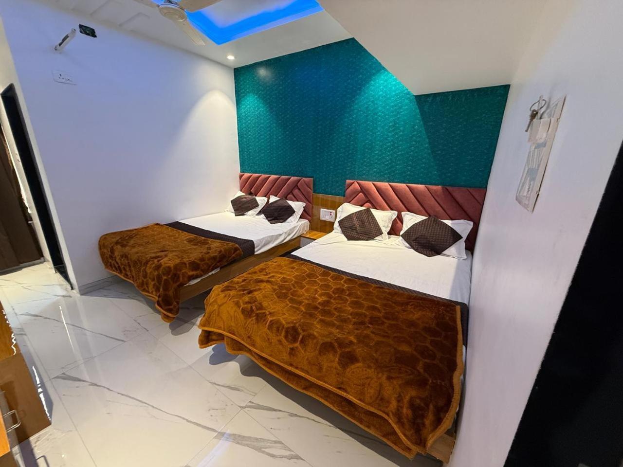 Hotel Madhuban Aurangabad  Ngoại thất bức ảnh