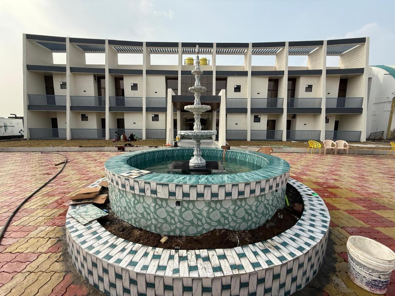 Hotel Madhuban Aurangabad  Ngoại thất bức ảnh