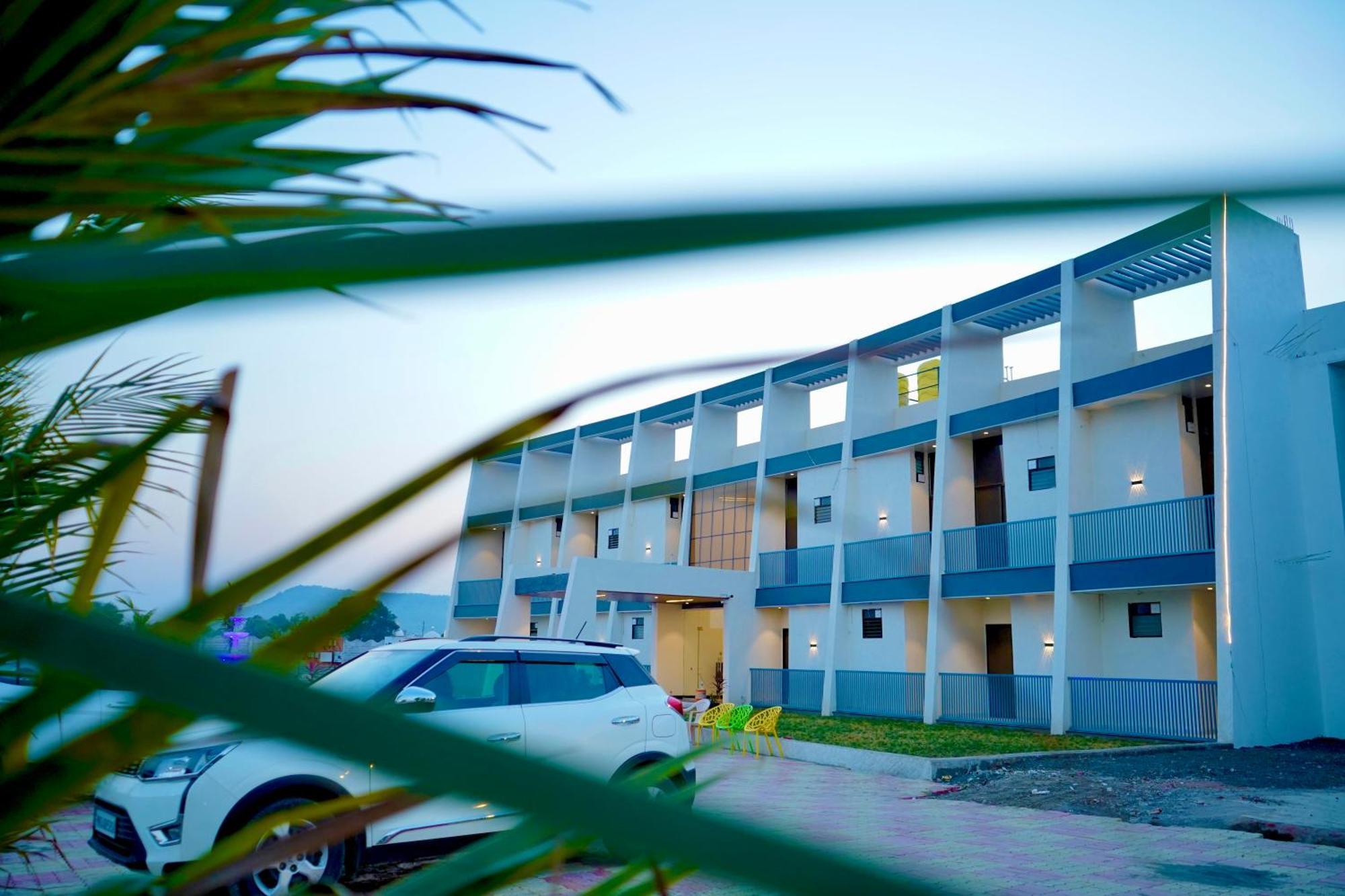 Hotel Madhuban Aurangabad  Ngoại thất bức ảnh